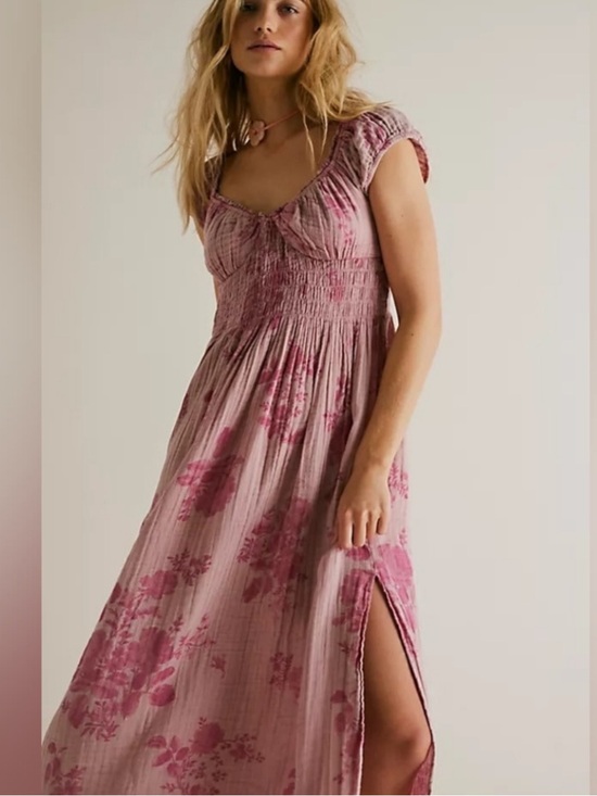 Free People Dresses & Skirts - Free People Forget Me Not MIDI Dress